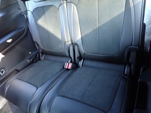 New 2025 Jeep Grand Cherokee L Altitude image 14