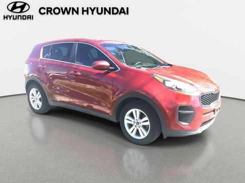 Used 2018 Kia Sportage LX FWD image 3