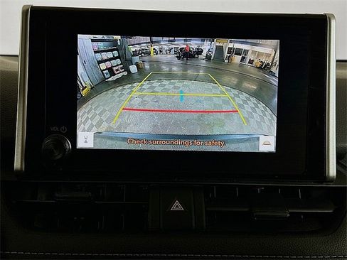 Used 2024 Toyota RAV4 XLE image 15