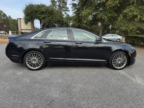 Used 2014 Lincoln MKZ AWD image 7