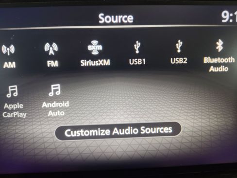 Used 2024 Nissan Pathfinder Platinum FWD image 17