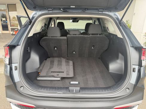 Used 2025 Kia Sportage LX image 31