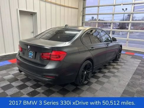 Used 2017 BMW 330i xDrive Sedan image 3