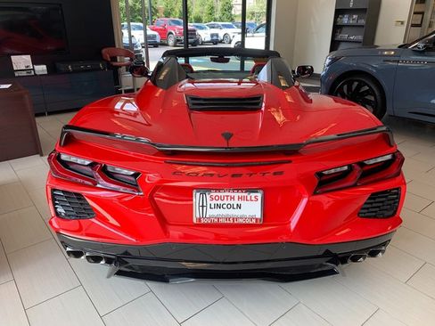 Used 2023 Chevrolet Corvette Stingray Preferred Conv w/ Z51 Performance Package image 3