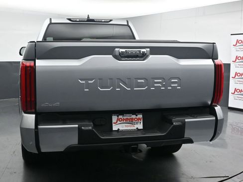 Used 2026 Toyota Tundra Limited AWD/4WD image 7