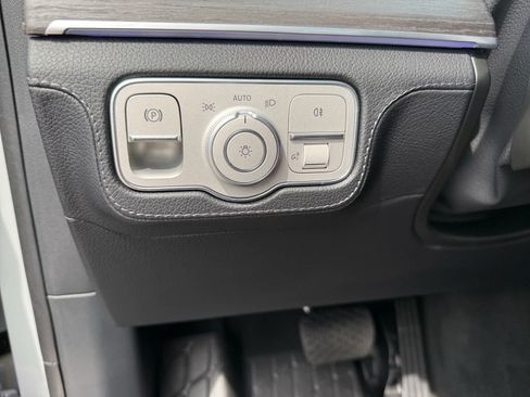 Used 2024 Mercedes-Benz GLE 580 4MATIC image 26