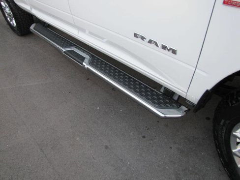 Used 2024 RAM 2500 Laramie image 28