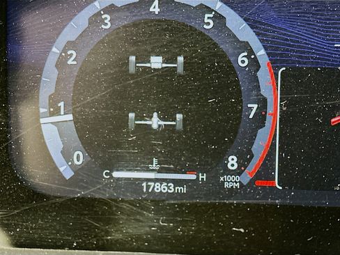 Used 2025 Toyota 4Runner TRD Off-Road image 18