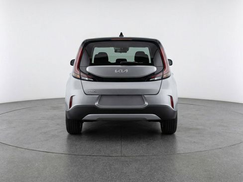 Used 2025 Kia Soul LX w/ LX Technology Package image 7