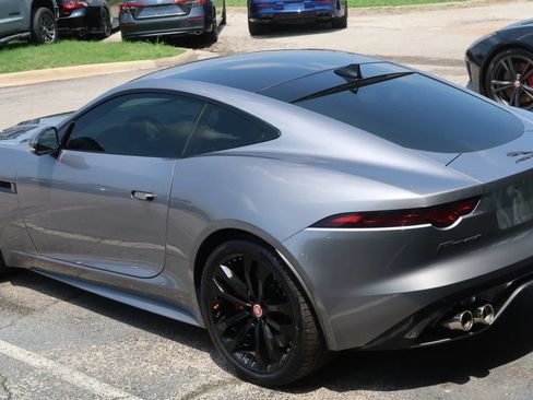 Used 2020 Jaguar F-TYPE R AWD/4WD image 13