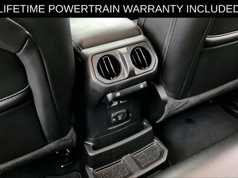 Used 2023 Jeep Wrangler Unlimited Sahara AWD/4WD image 31