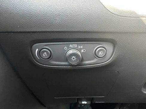 Used 2023 Buick Encore GX Select w/ Safety Package II AWD/4WD image 17