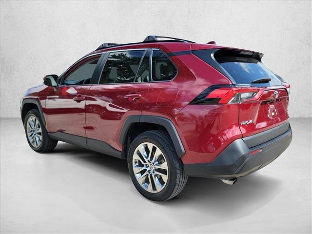 Used 2021 Toyota RAV4 XLE Premium AWD/4WD image 8