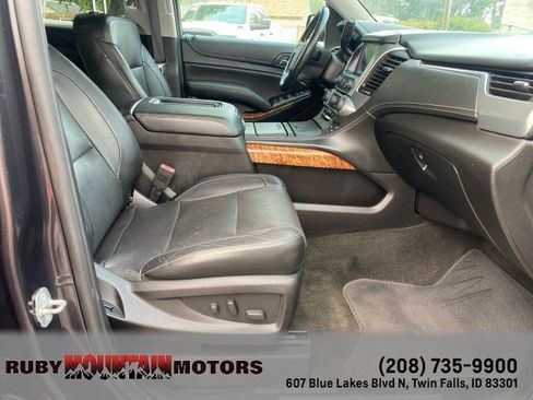 Used 2018 Chevrolet Tahoe Premier AWD/4WD image 31
