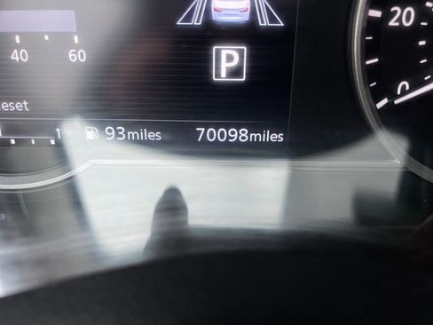 Used 2021 Nissan Versa SV image 22