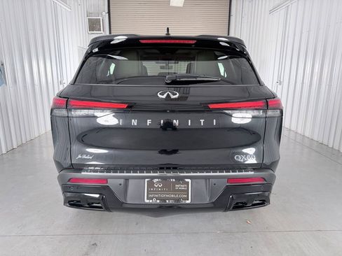 Certified 2023 INFINITI QX60 Luxe w/ Vision Package image 6