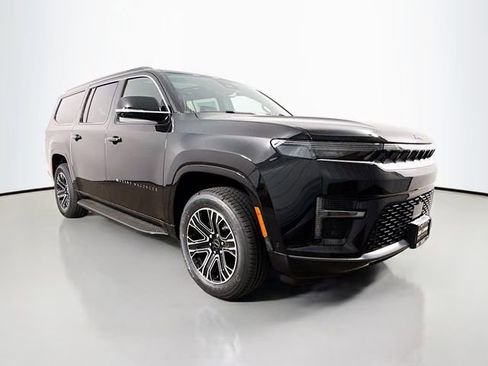 New 2026 Jeep Grand Wagoneer L 4WD image 1