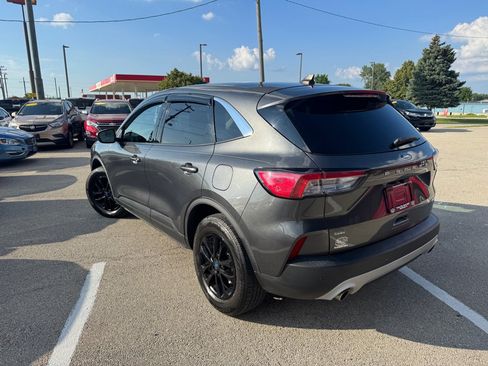 Used 2020 Ford Escape SE AWD/4WD image 5