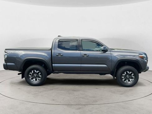 Certified 2020 Toyota Tacoma TRD Off-Road w/ Technology Package AWD/4WD image 6