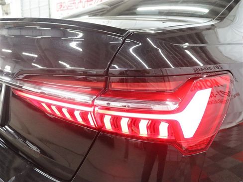 Used 2020 Audi S6 Premium Plus AWD/4WD image 10