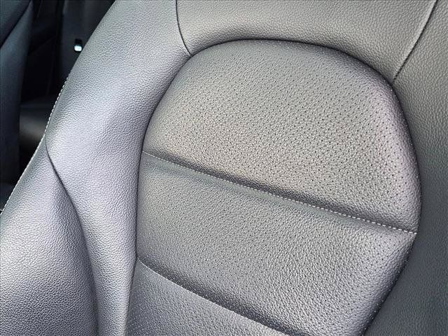Used 2017 Mercedes-Benz GLC 300 4MATIC image 9