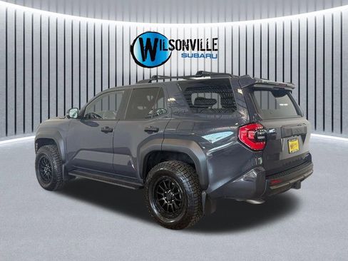 Used 2025 Toyota 4Runner TRD Off-Road Premium image 8