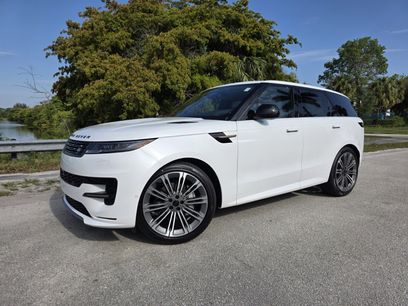 New 2026 Land Rover Range Rover Sport Dynamic SE