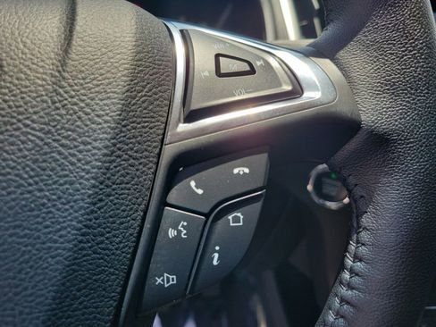 Used 2019 Ford Edge SEL FWD image 26