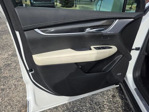 Used 2020 Cadillac XT6 Sport AWD/4WD image 10