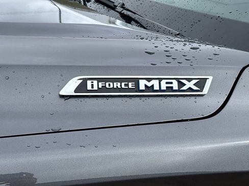 Used 2025 Toyota Tundra Platinum image 13