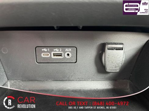 Used 2025 Nissan Altima 2.5 SV FWD image 17