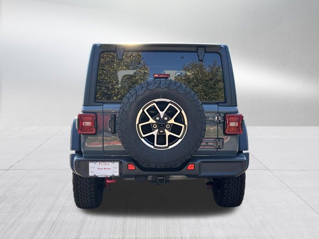 Certified 2025 Jeep Wrangler Unlimited Rubicon w/ Convenience Group AWD/4WD image 7