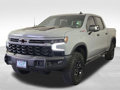 Used 2025 Chevrolet Silverado 1500 ZR2 w/ ZR2 Bison Edition AWD/4WD image 3