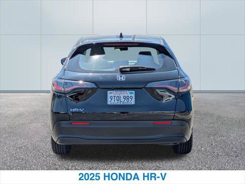 Used 2025 Honda HR-V LX image 8