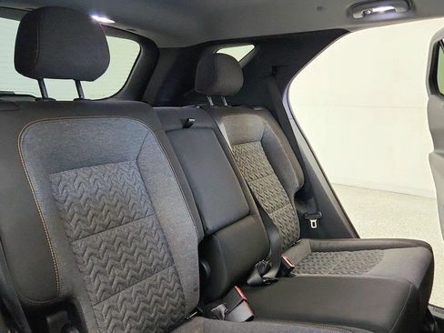 Used 2024 Chevrolet Equinox LT FWD image 37