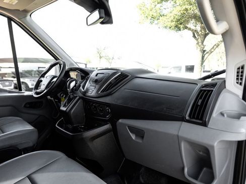 Used 2015 Ford Transit 250 148 Medium Roof image 9