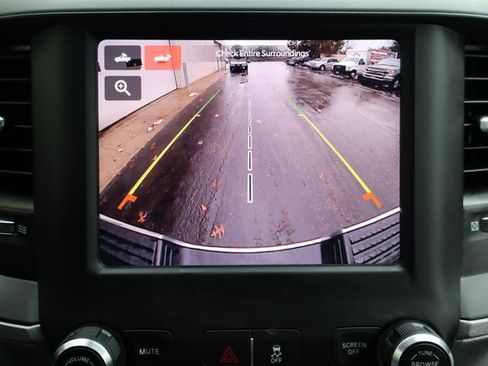 Used 2024 RAM 3500 Tradesman w/ Chrome Appearance Group image 8