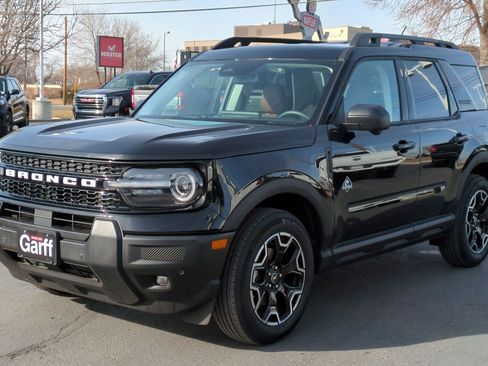 Used 2025 Ford Bronco Sport Outer Banks w/ Outer Banks Tech Package+ image 10