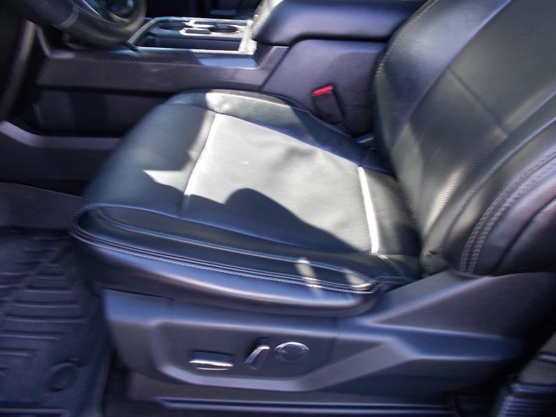 Used 2017 Ford F250 Lariat w/ Lariat Ultimate Package AWD/4WD image 29