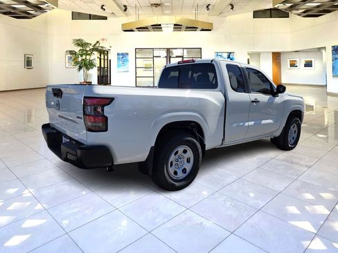 New 2026 Nissan Frontier S image 3