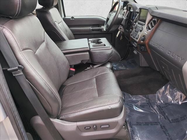 Used 2016 Ford F350 Lariat w/ Lariat Ultimate Package AWD/4WD image 19