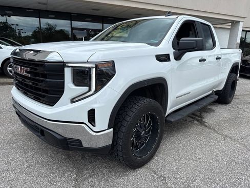 Used 2025 GMC Sierra 1500 Pro w/ Pro Value Package AWD/4WD image 7