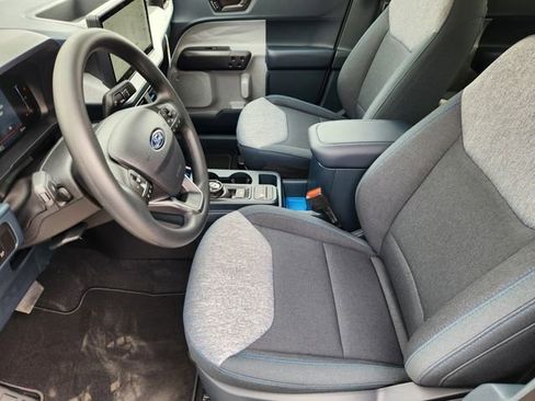 New 2026 Ford Maverick XLT image 8