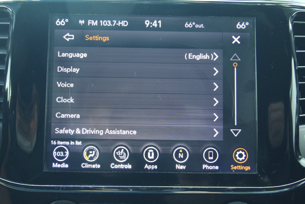 Used 2020 Jeep Grand Cherokee Limited w/ Premium Lighting Group AWD/4WD image 34