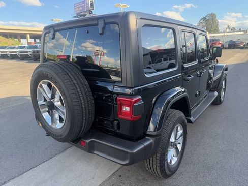 Certified 2022 Jeep Wrangler Unlimited Sahara w/ LED Lighting Group image 6