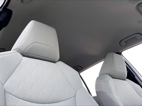 Certified 2023 Toyota Corolla Cross LE FWD image 14