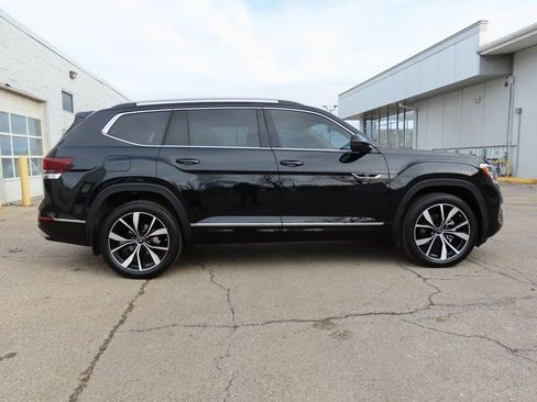 Used 2025 Volkswagen Atlas SEL Premium R-Line image 8