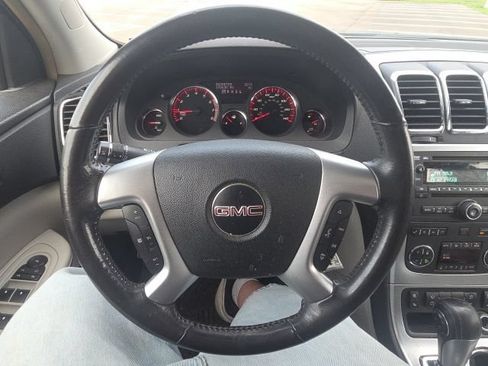 Used 2009 GMC Acadia SLT w/ Technology Package FWD image 32
