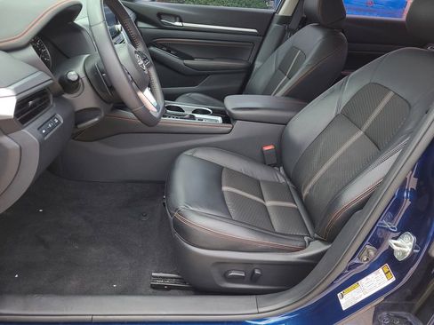 Certified 2023 Nissan Altima 2.5 SR AWD/4WD image 16