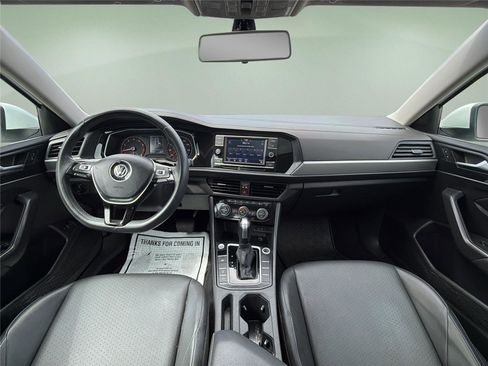 Used 2020 Volkswagen Jetta SE FWD image 19
